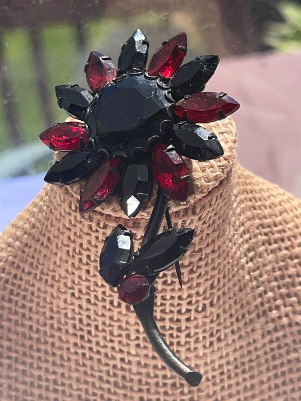 Figural Floral Motif Red & Black Japanned Glass Brooch Pin Flower Design Jewelry